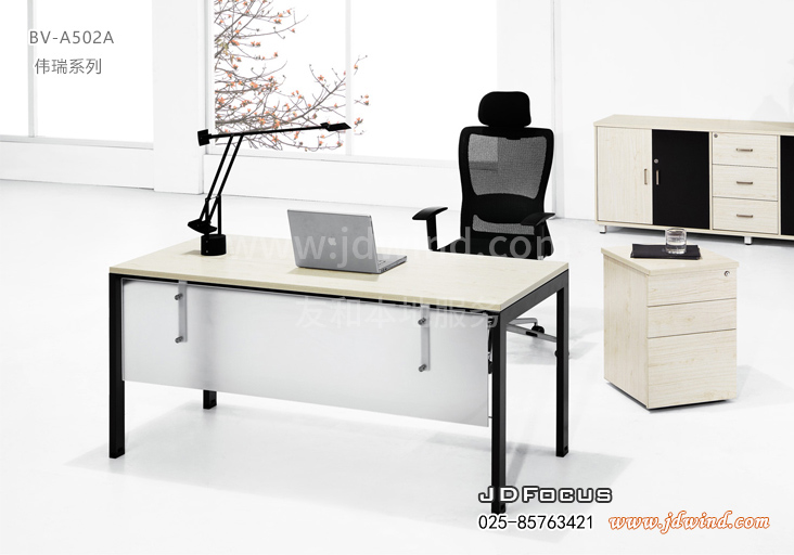 南京办公桌BV-A502A碳黑架，南京钢木办公桌A50款